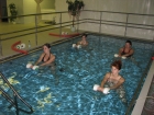 bazén společné cvičení těhulek